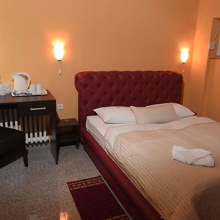 Apartment Inn Rooms Novi Sad Værelse billede
