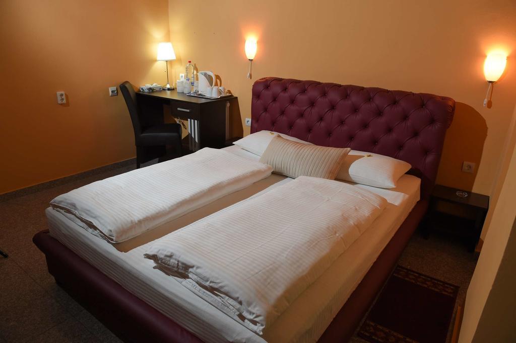 Apartment Inn Rooms Novi Sad Værelse billede