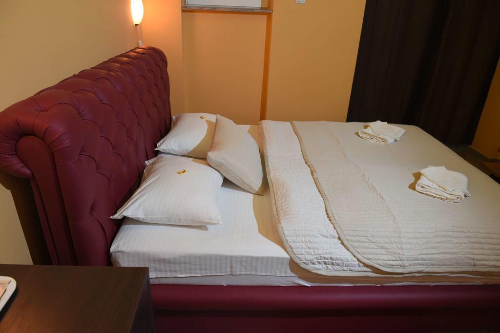 Apartment Inn Rooms Novi Sad Værelse billede