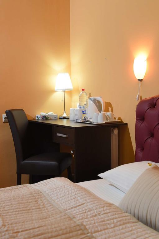 Apartment Inn Rooms Novi Sad Værelse billede
