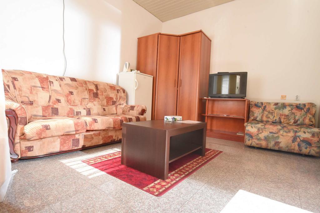 Apartment Inn Rooms Novi Sad Værelse billede